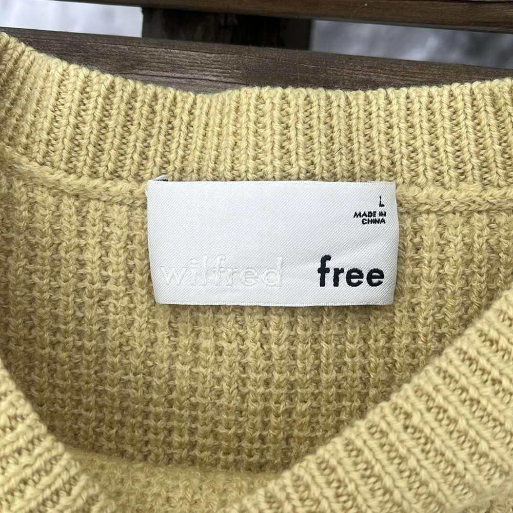 Aritzia Wilfred Free Merino Wool Sweater - Picture 2 of 7